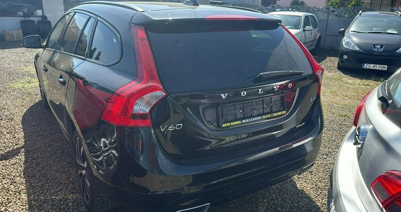 Volvo V60 cena 62500 przebieg: 160500, rok produkcji 2017 z Ozorków małe 22